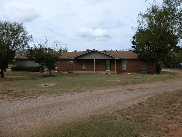 1st image of 2590 Waldrop Dr