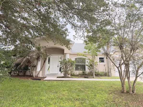 63 Richmond Dr, Palm Coast, FL 32164