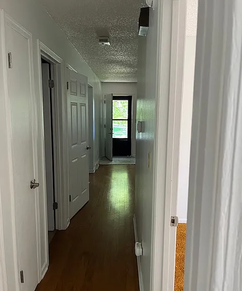 1509 Esther St — Photo 10