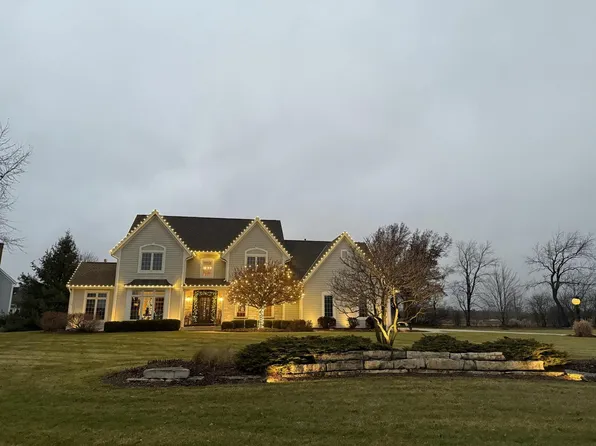 W291N6377 Red Tail LANE, Hartland, WI 53029