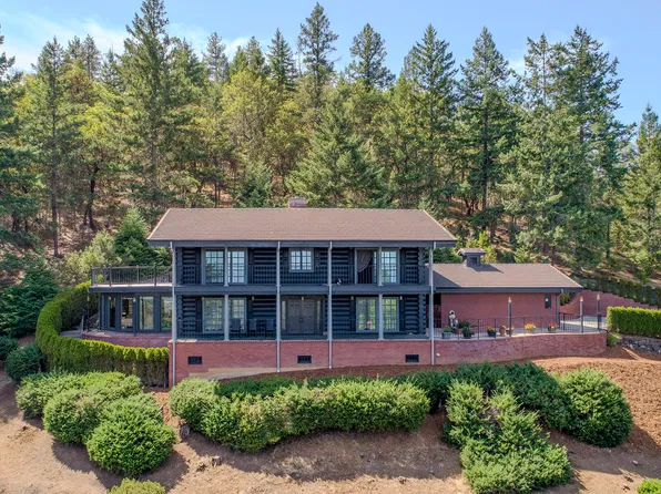5263 Griffin Creek Rd, Medford, OR 97501