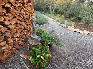 231 Gallina Canyon Rd #B, Valdez, NM 87580