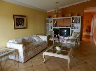 2844 W 75th St, Hialeah, FL 33018