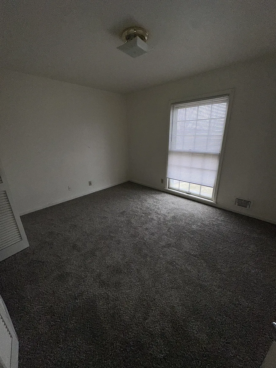 Building Photo - 1801 Bashford Manor Ln