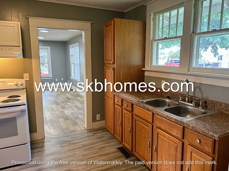 403 W 13th St — Photo 6