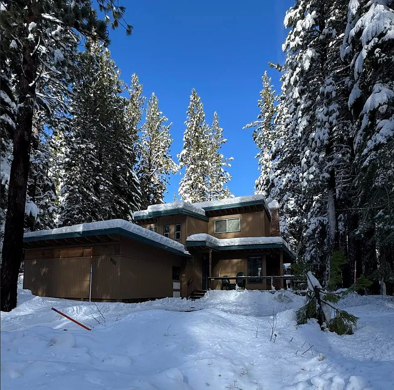 Ward Ave, Tahoe City — Photo 1