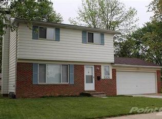 5205 Helmsley Dr, Swartz Creek, MI 48473