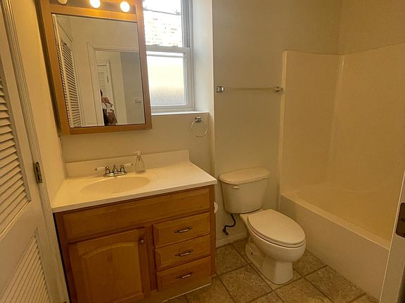 2nd image of 5114 Daggett Ave Unit A