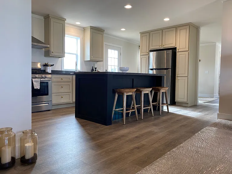 Newburg Meadows — Photo 44