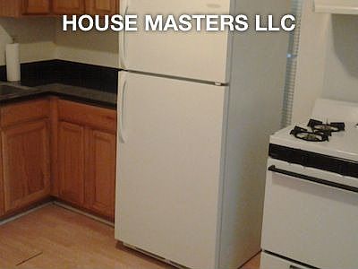 2nd image of 628 N Leclaire Ave