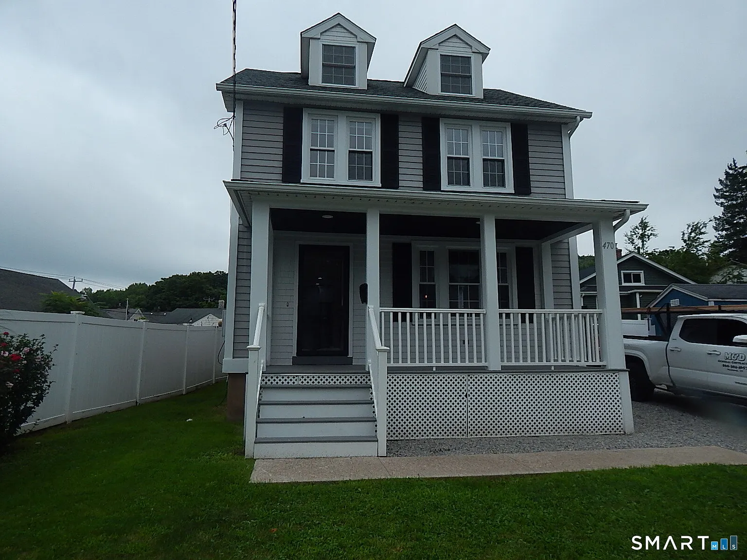 4 bed, 2.5 bath, 1658 sqft, $3,250 — Photo 2