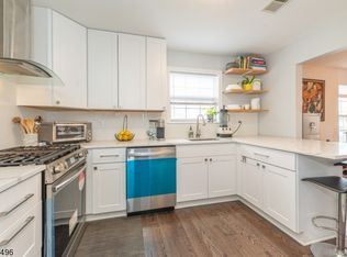 169 Vista Dr #111, Cedar Knolls, NJ 07927