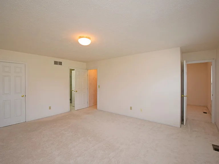 6169 Hillsdale Ln — Photo 11