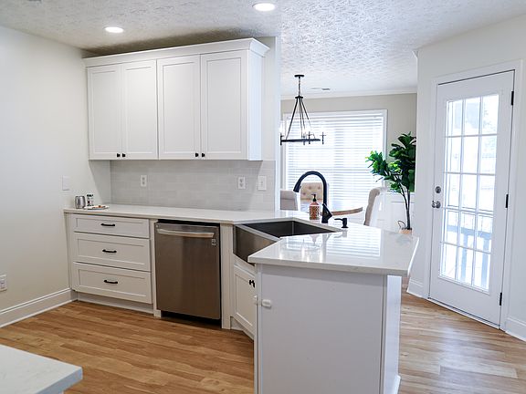 3rd image of 2345 Landrum Ct