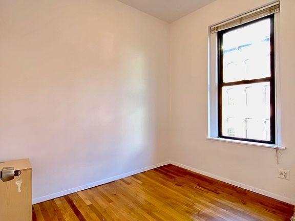 3rd image of 218 E 11th St #8B