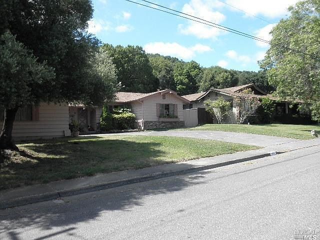 1st image of 950 Calle Paseo