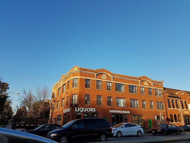 1st image of 2952 W North Ave #304