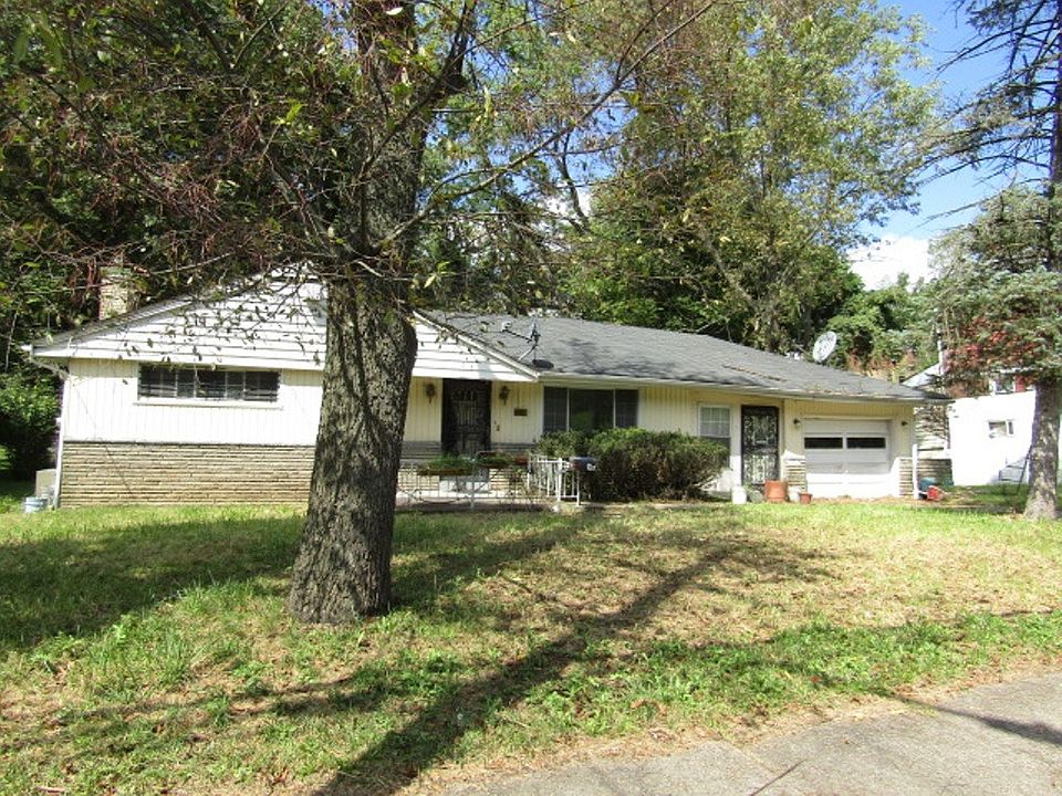1st image of 2115 Laketon Rd