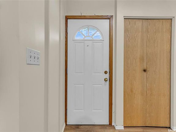 4th image of 153 Stillwater Dr