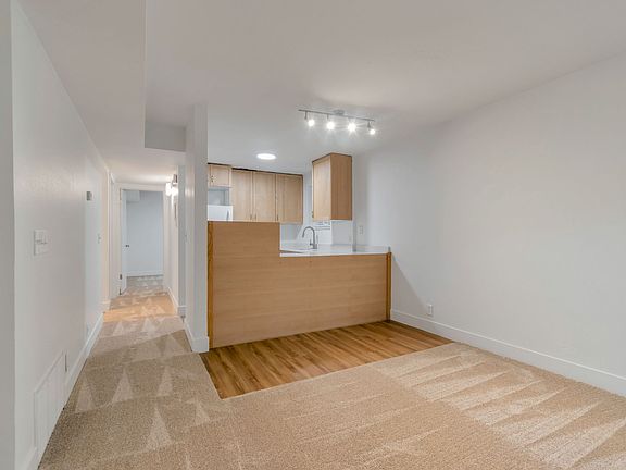 5th image of 4868 S Highland Cir APT 2