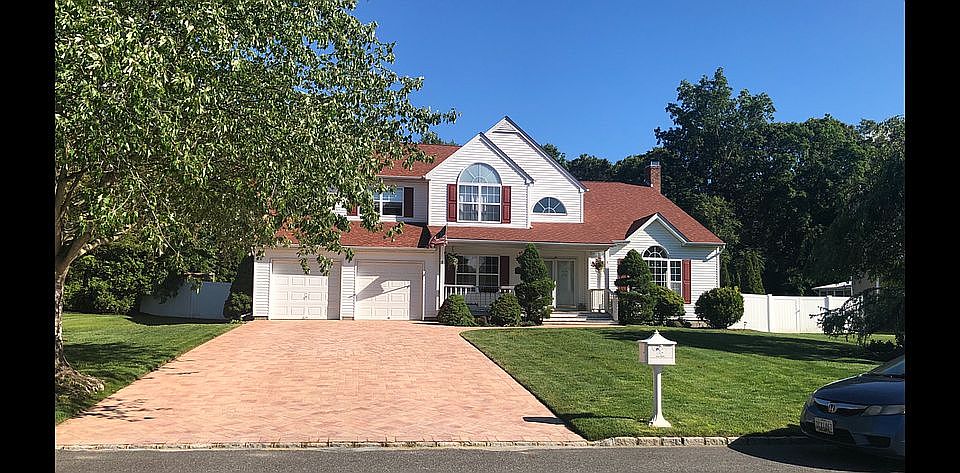1st image of 15 Hartsdale St