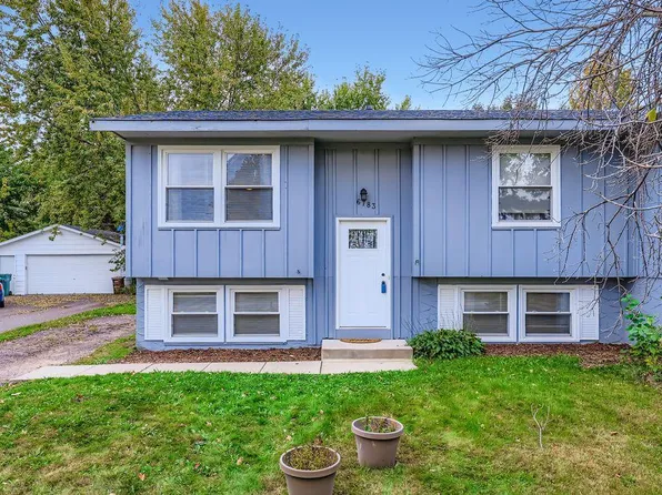 6783 8th St N, Oakdale, MN 55128