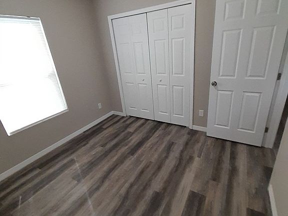5th image of 8938 Galveston Ave