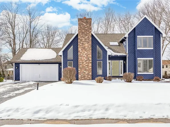 152 Montvale Ln, Rochester, NY 14626