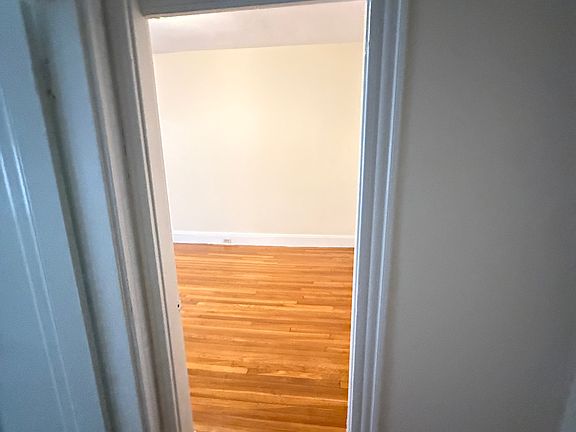 3rd image of 1207 Boylston St #2