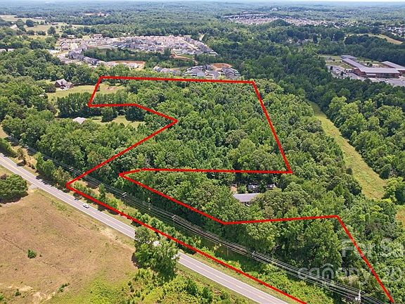 3rd image of 1540 Coddle Creek Hwy