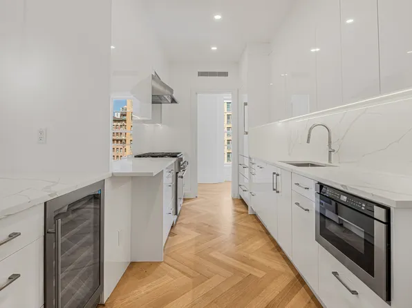 241 West 97th Street image 1 of 24