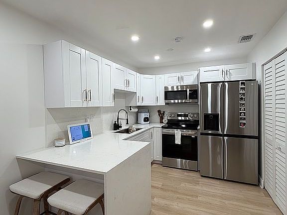 4th image of 13251 SW 17th Ln #22-5