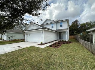 207 Herbert Douglas Dr, Fernandina Beach, FL 32034