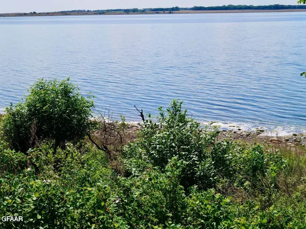 LOT 2 E Lake Rd, Devils Lake, ND 58301