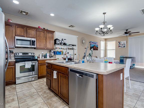 5th image of 15134 N 145th Ln