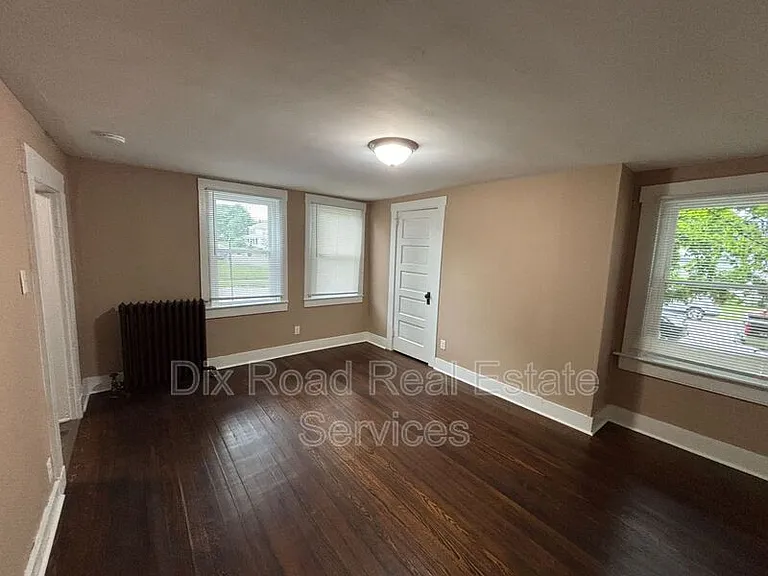 1581 Madison Ave — Photo 10