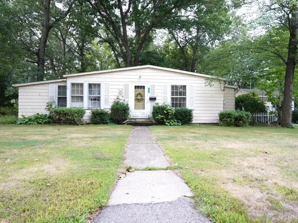351 Towne St, North Attleboro, MA 02760