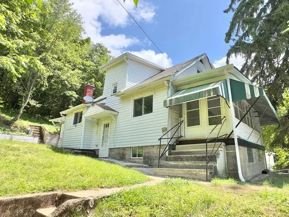 225 Swank St, Johnstown, PA 15905