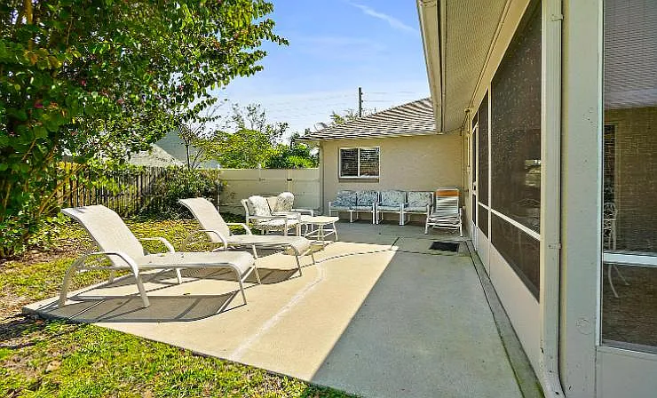 Westhampton Dr — Photo 25