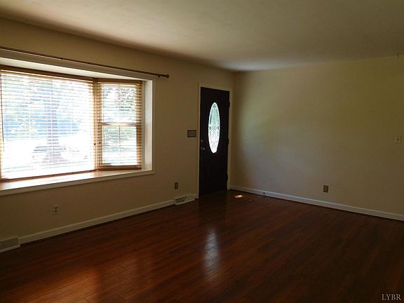 5th image of 1220 Lockewood Dr