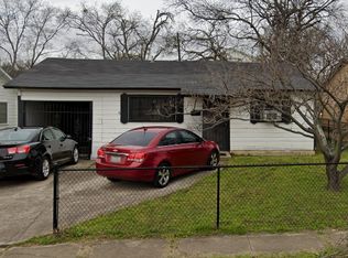 1345 E Powell Ave, Fort Worth, TX 76104