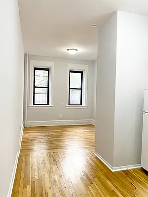 Rented by Waverly Realty Associates | media 21