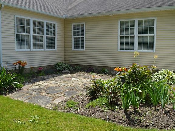 4th image of 3499 River Rock Dr