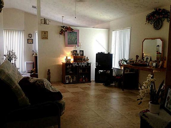 3rd image of 4432 Faberge Ave