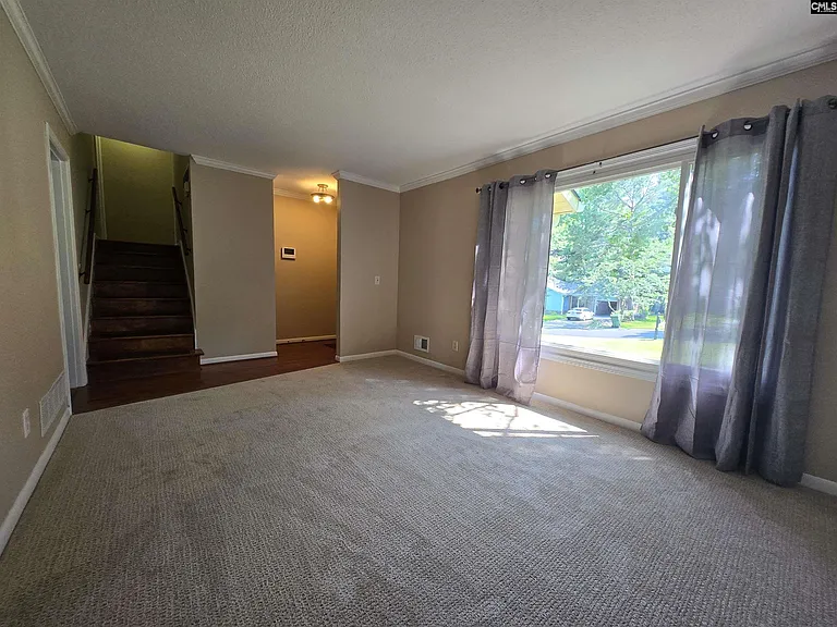 116 Folkstone Rd — Photo 6