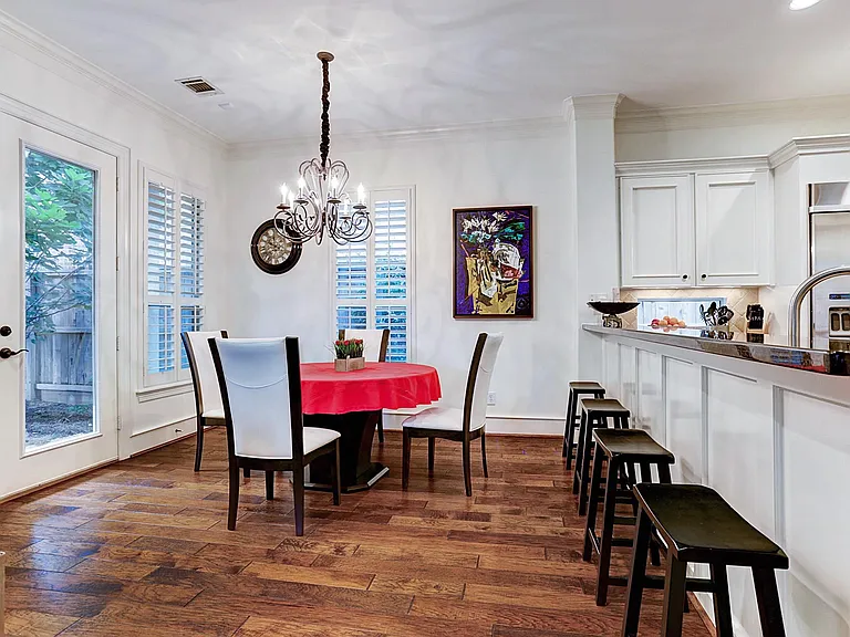 13323 Brentonwood Ln — Photo 8