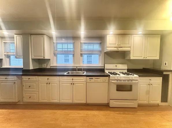 42 Flett Rd #1, Belmont, MA 02478