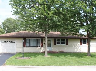 620 Juniper Ln, Bradley, IL 60915