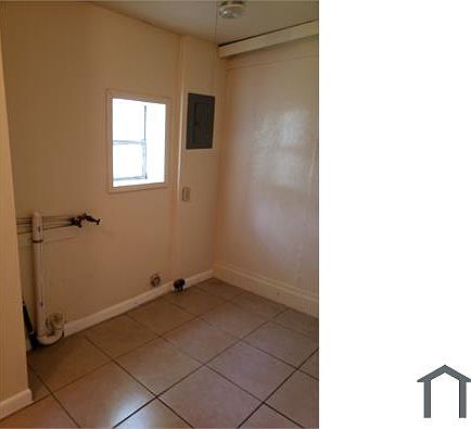 3rd image of 3013 SE 19th Ave