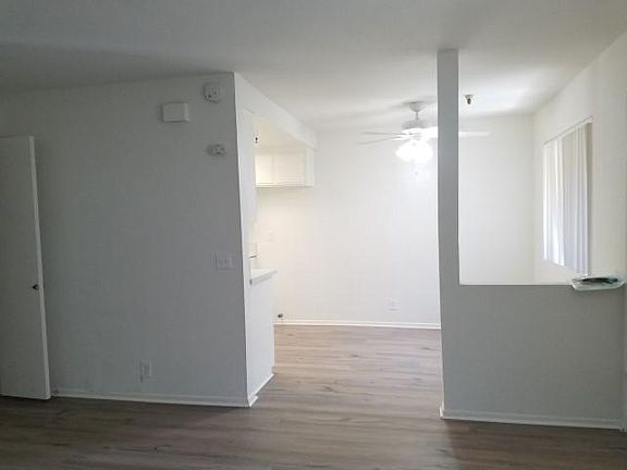 3rd image of 4016 W 141st St APT 3